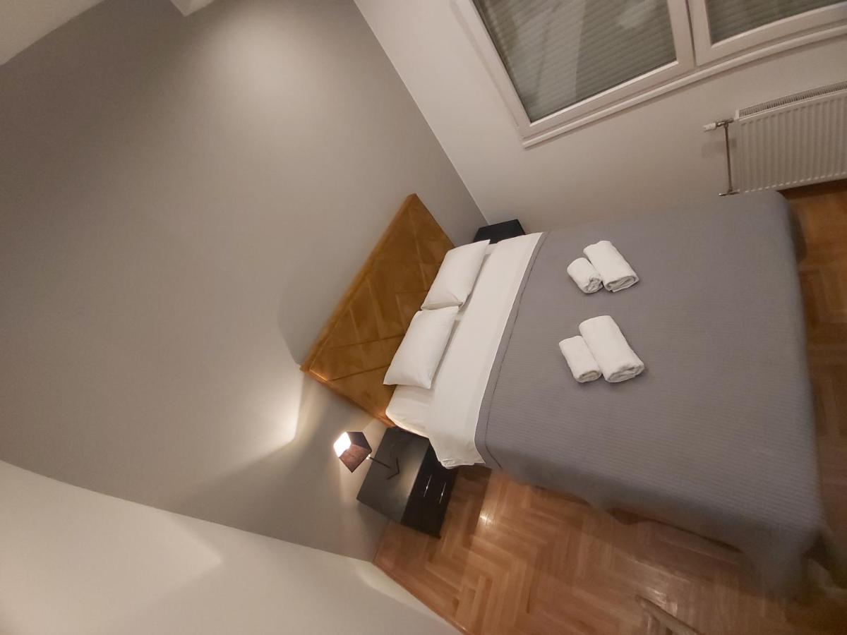 Apartment Nikirent 巴尼西卢卡 外观 照片
