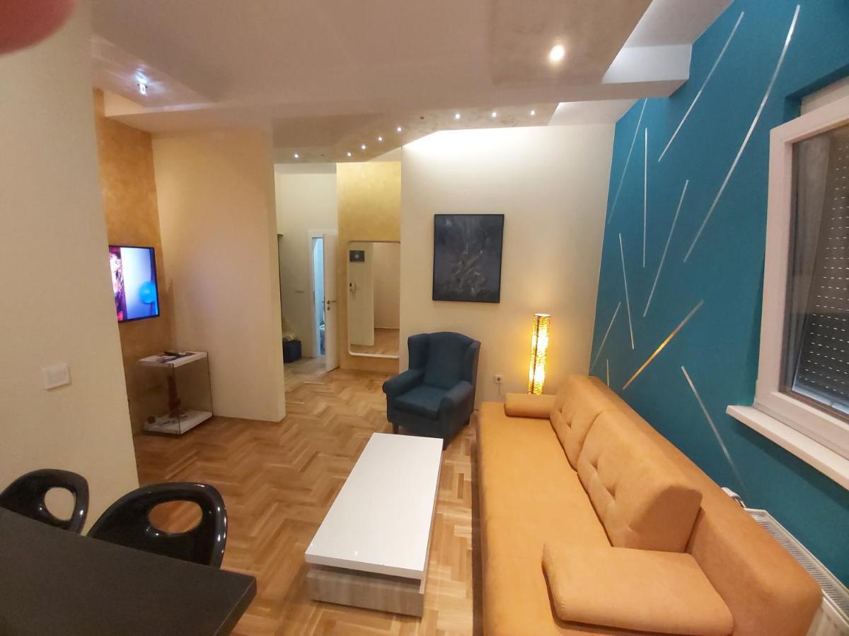 Apartment Nikirent 巴尼西卢卡 外观 照片
